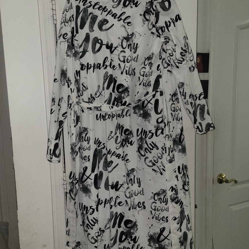 Good Vibes Jacket - Picture 2 of 11